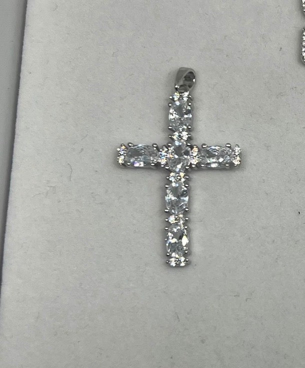 Ciondolo Croce Argento 925 con Zirconi – Regalo Perfetto