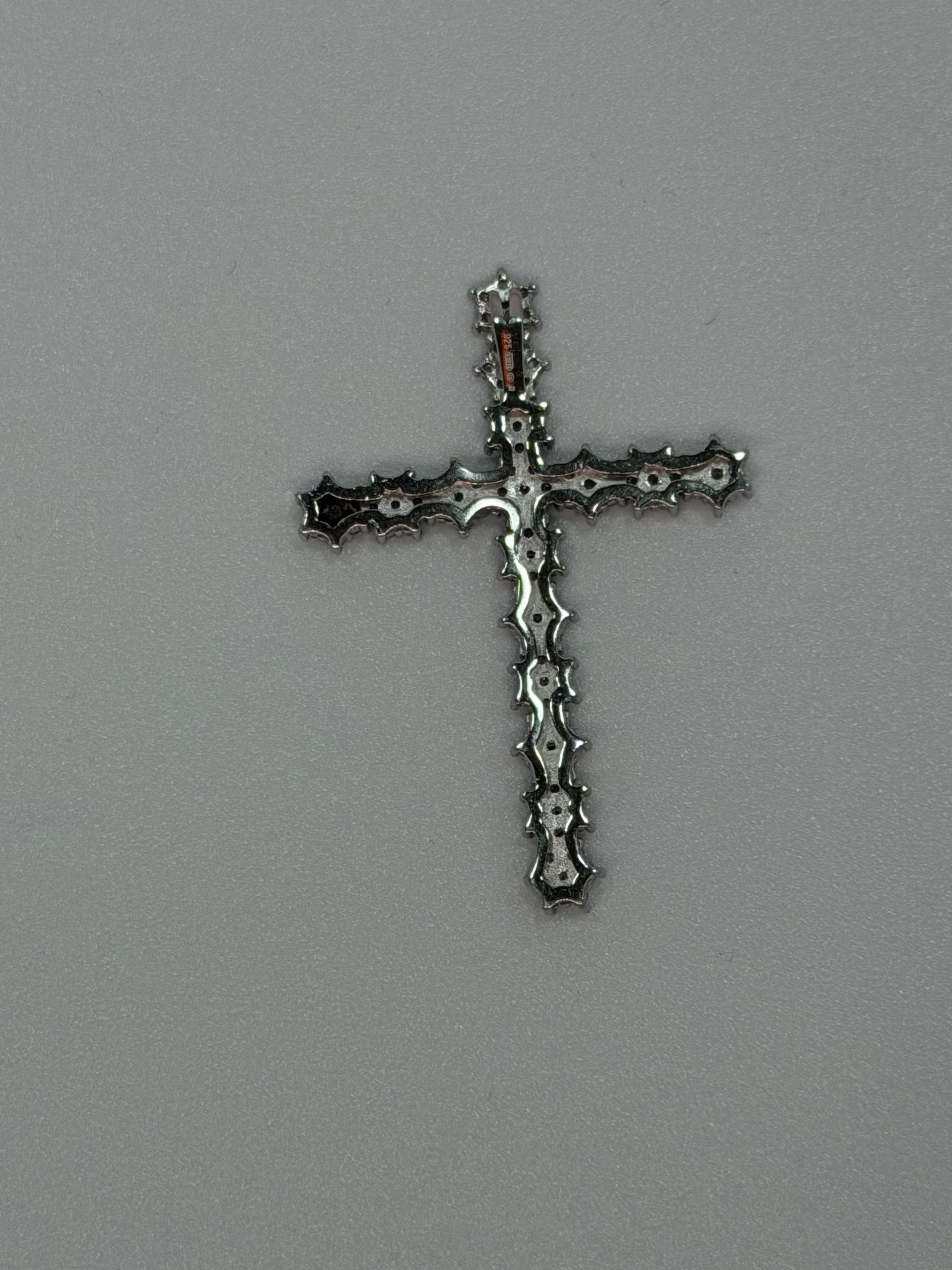 Ciondolo Croce Grande a Fiori con Zirconi Bianchi in Argento 925 | Gioiello Elegante