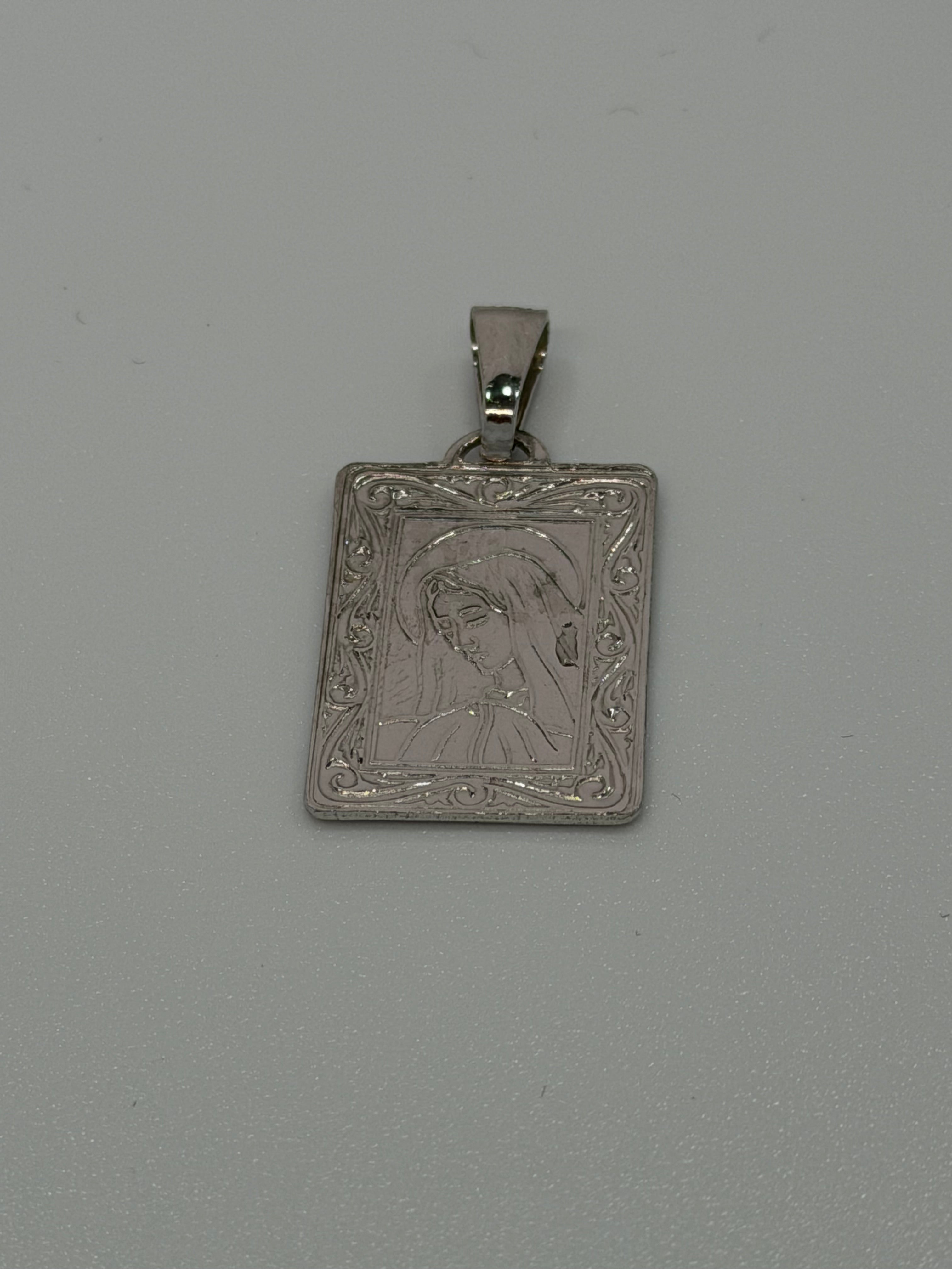 Ciondolo Madonnina in Argento 925 | Gioiello Religioso Artigianale