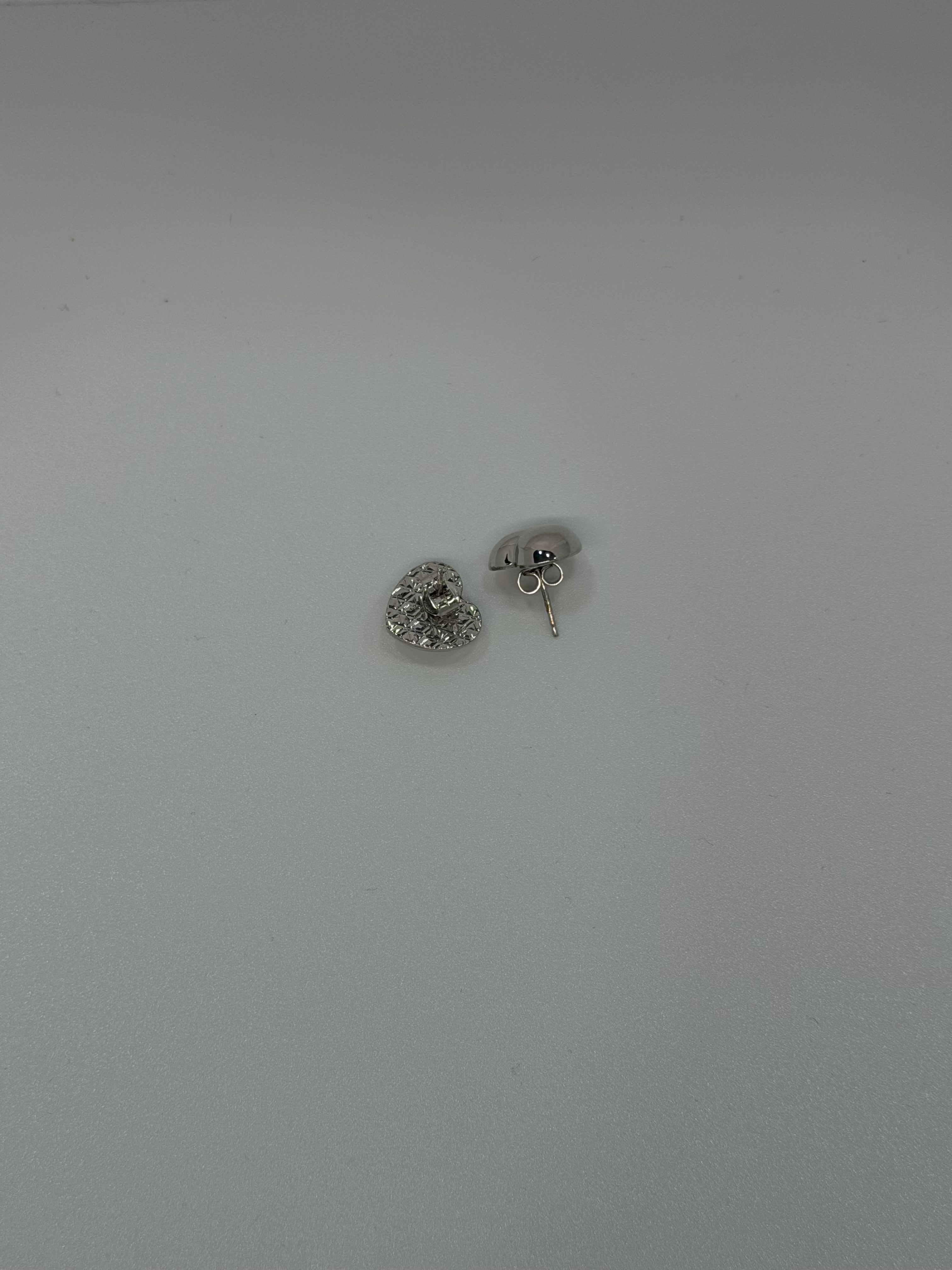 Orecchini al Lobo Cuore Liscio in Argento 925 – Classici ed Eleganti