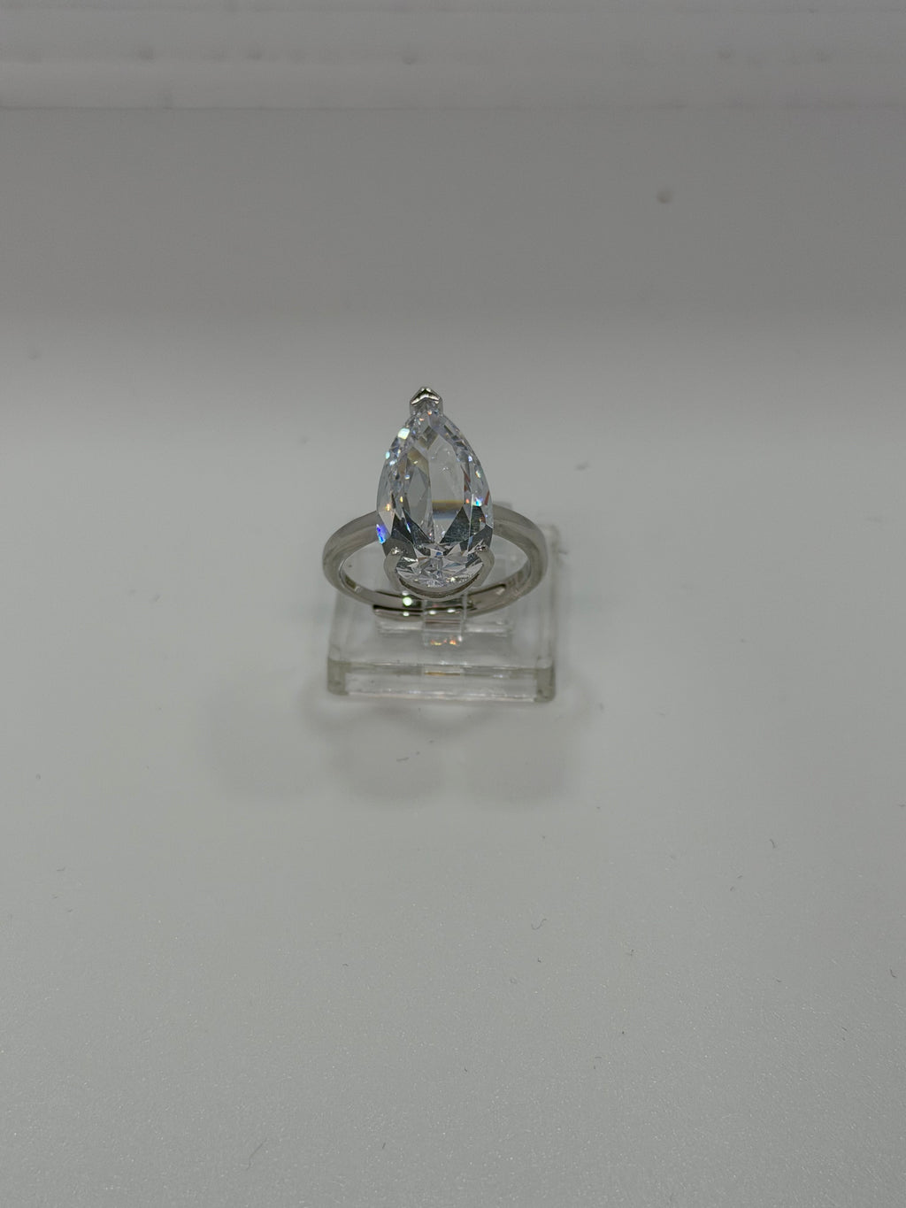 Anello Argento 925 Pietra Bianca a Goccia – Elegante e Regolabile | AG silver
