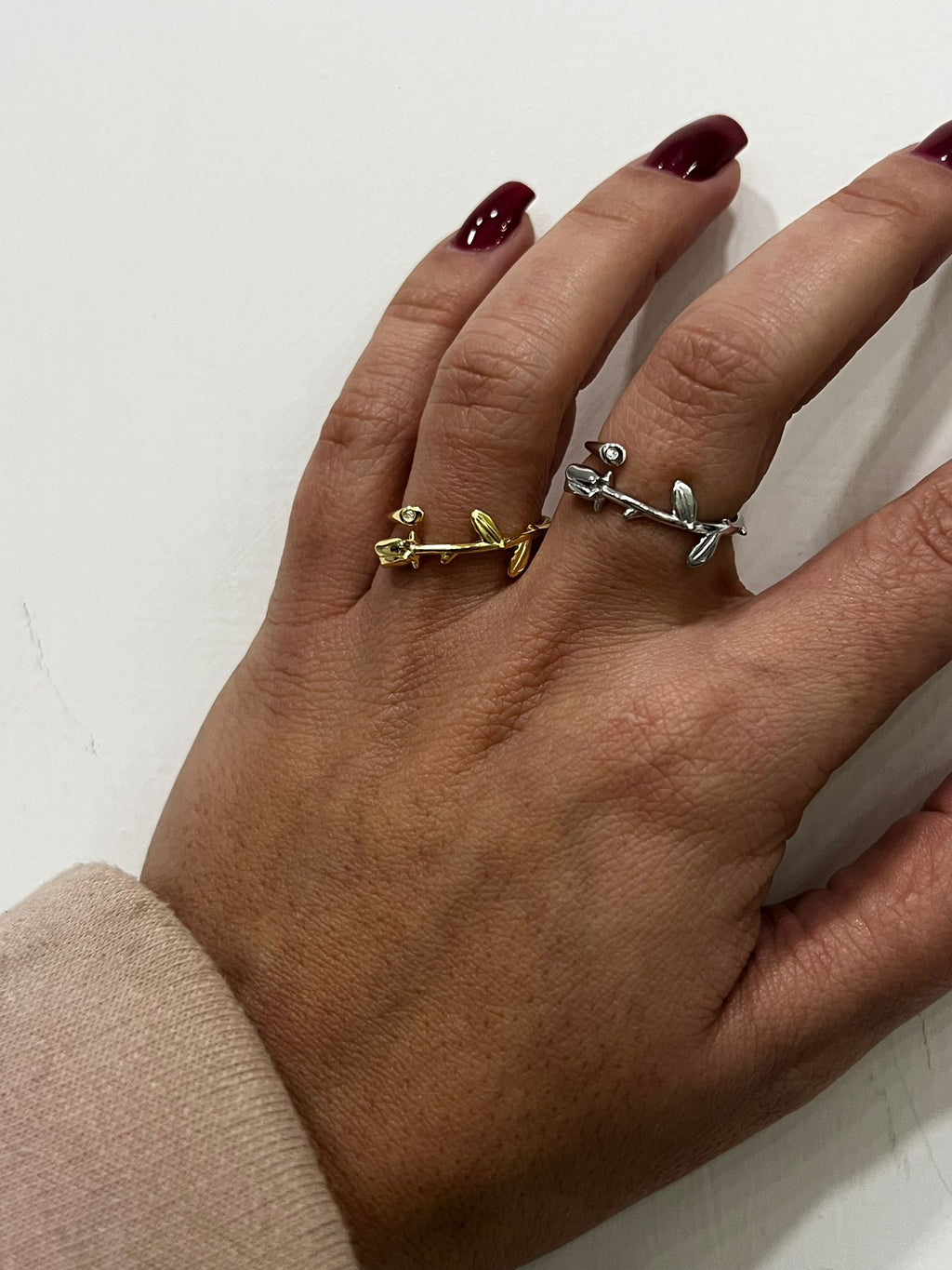 Anello Rosa con Punto Luce Argento 925 – Romantico e Brillante