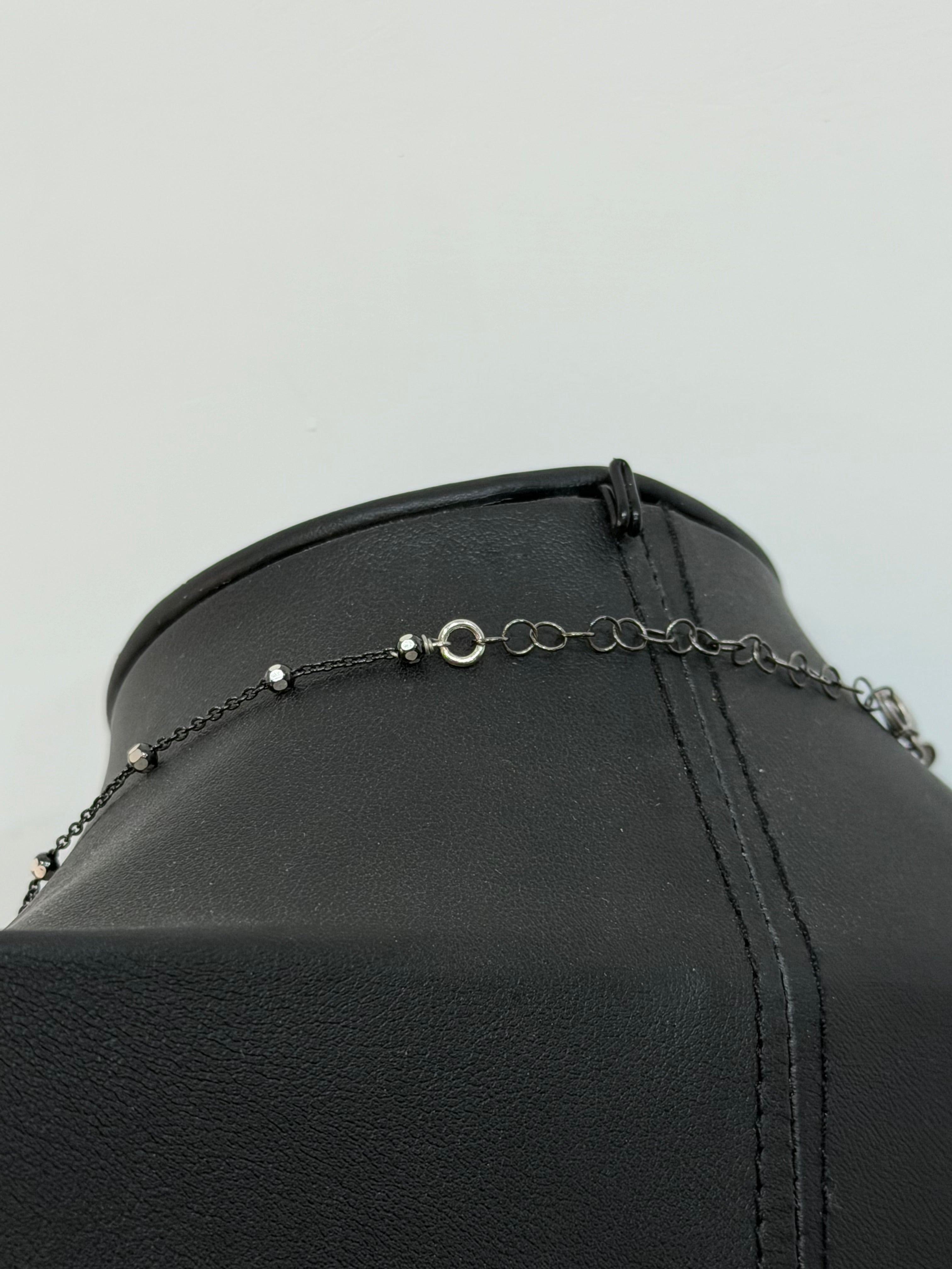 Collana Argento 925 Brunito con Monete Pendenti e Perle Bianche