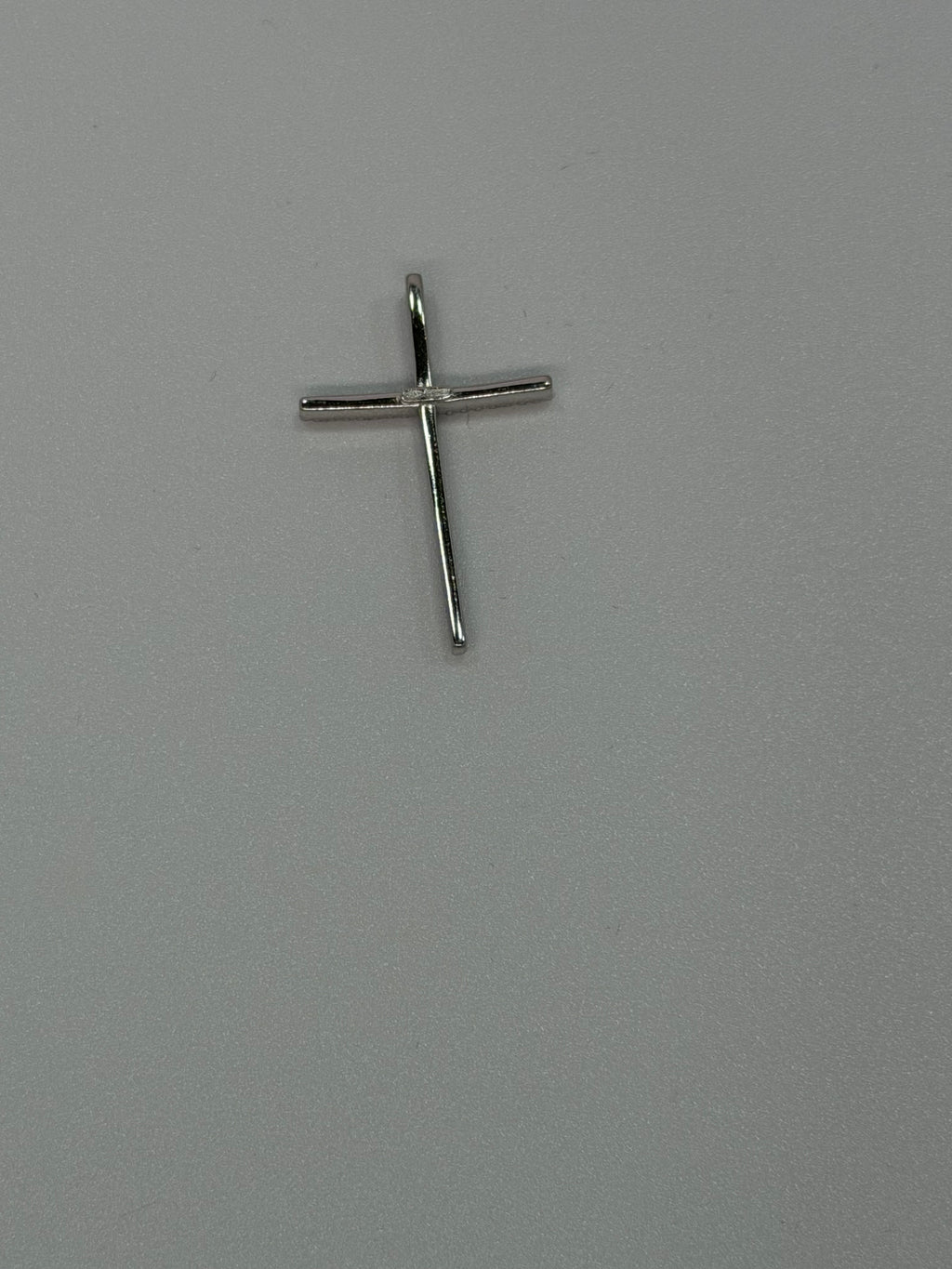 Ciondolo Croce in Argento 925 con Pietre Bianche Incastonate | Gioiello Religioso