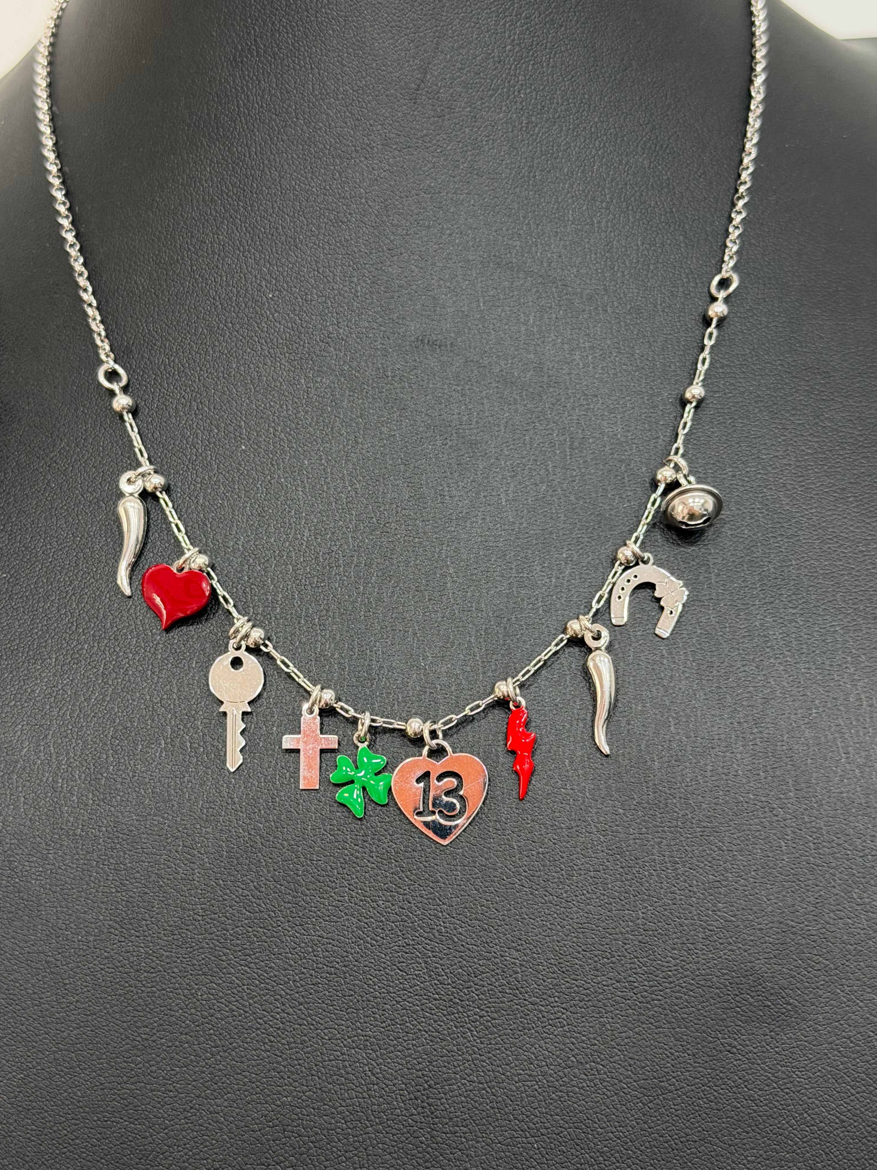Collana Portafortuna in Argento 925 con Charms – Fatta a Mano | Gioiello Artigianale