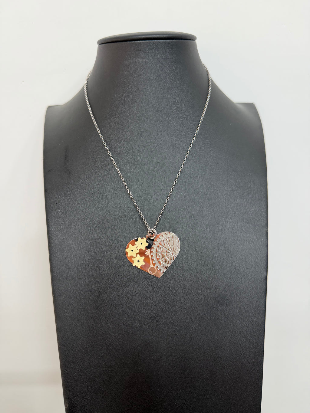 Collana Cuore Meccanico in Argento 925 – Design Unico