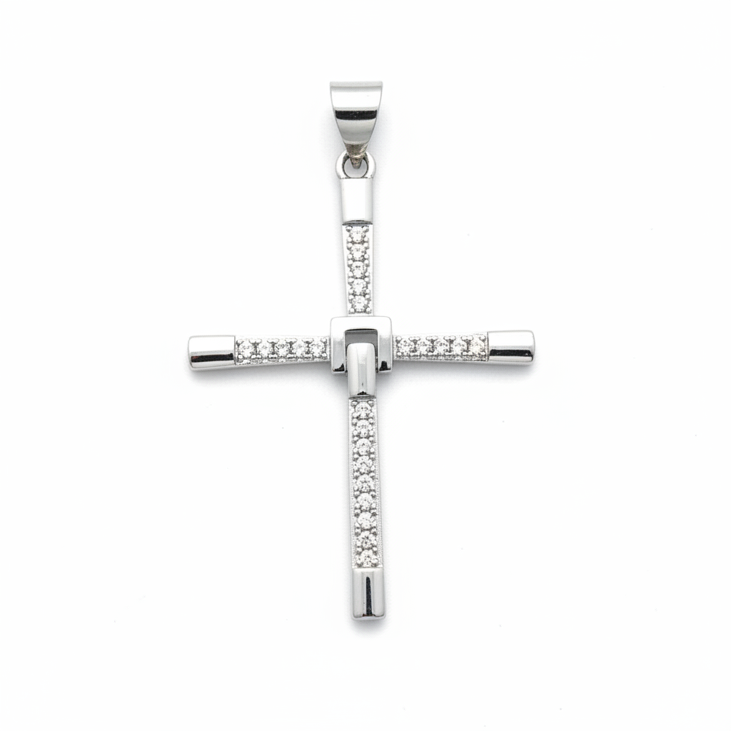 Ciondolo Croce Argento 925 con Pietre Bianche – Brillante e Sacro