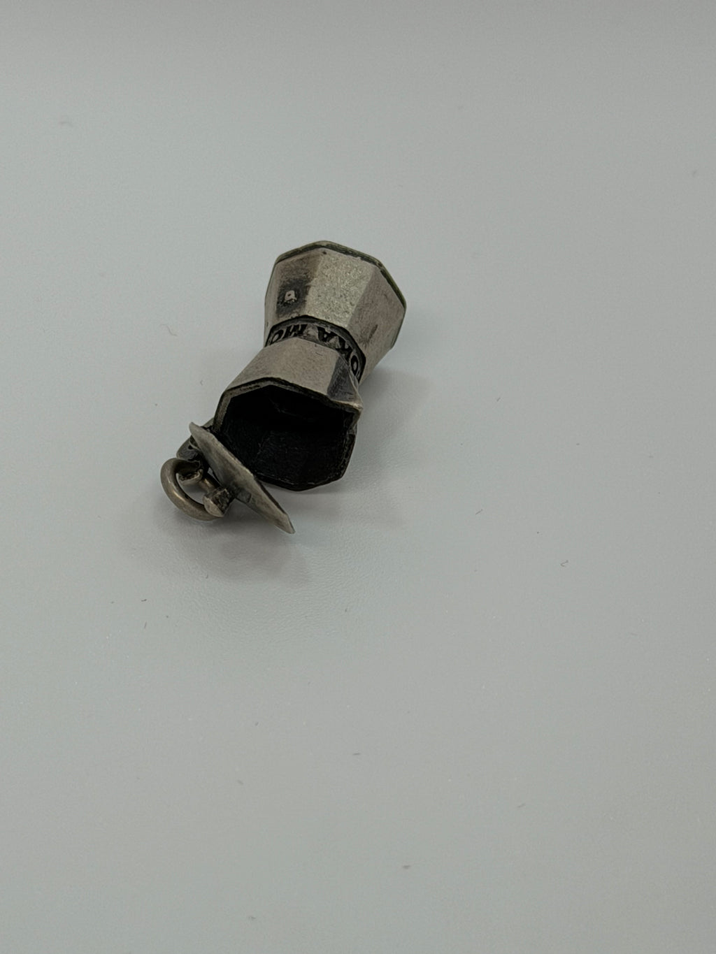 Ciondolo Caffettiera Moka in Argento 925 Brunito – Fatto a Mano