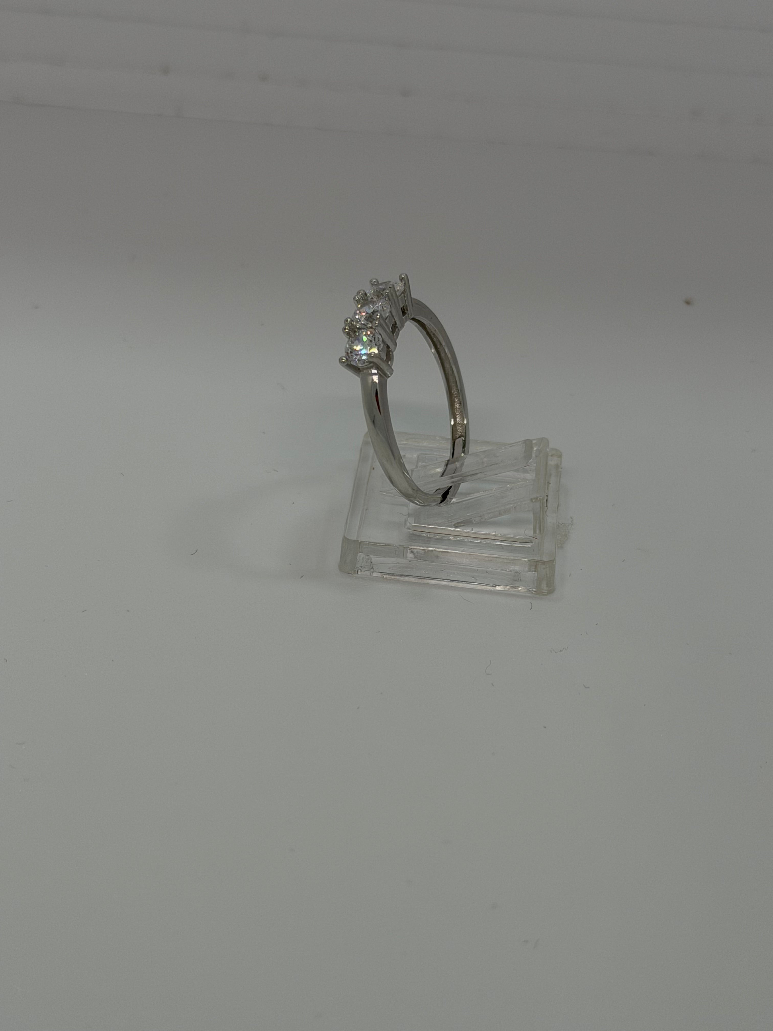 Anello Trilogy Argento 925 con 3 Pietre Bianche – Regolabile | AG silver