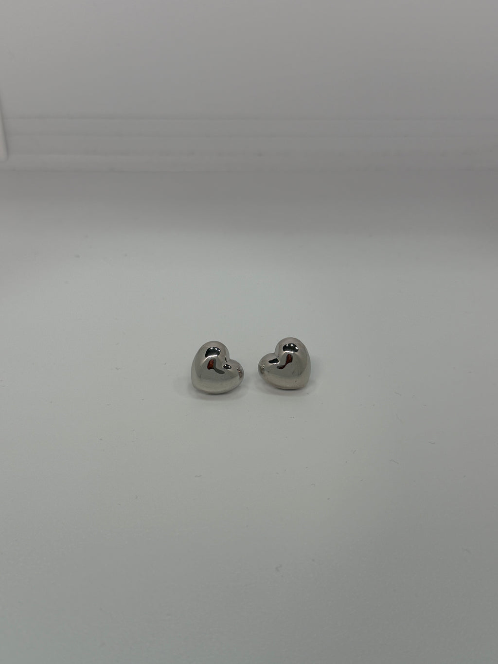Orecchini al Lobo Cuore Liscio in Argento 925 – Classici ed Eleganti