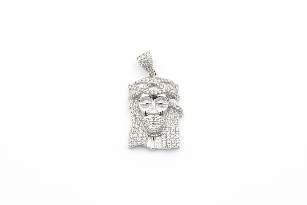 Ciondolo Volto Cristo Argento 925 con Pietre Bianche – Sacro e Luminoso