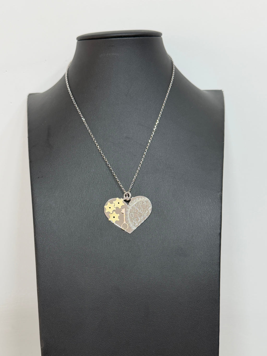 Collana Cuore Meccanico in Argento 925 – Design Unico
