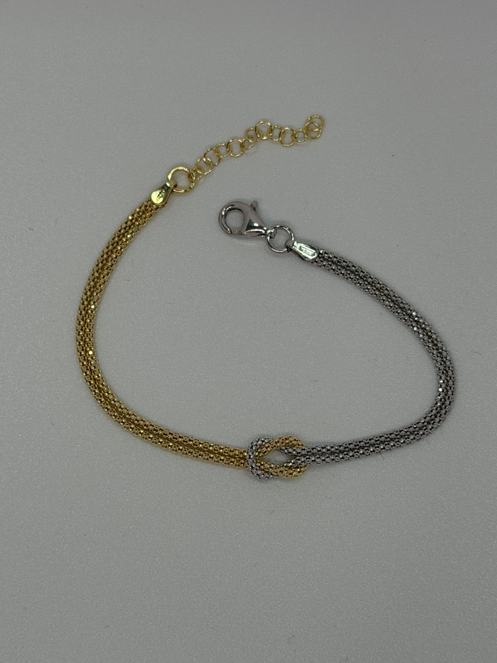 Bracciale Nodo Bicolore in Argento 925 e Oro – Regolabile