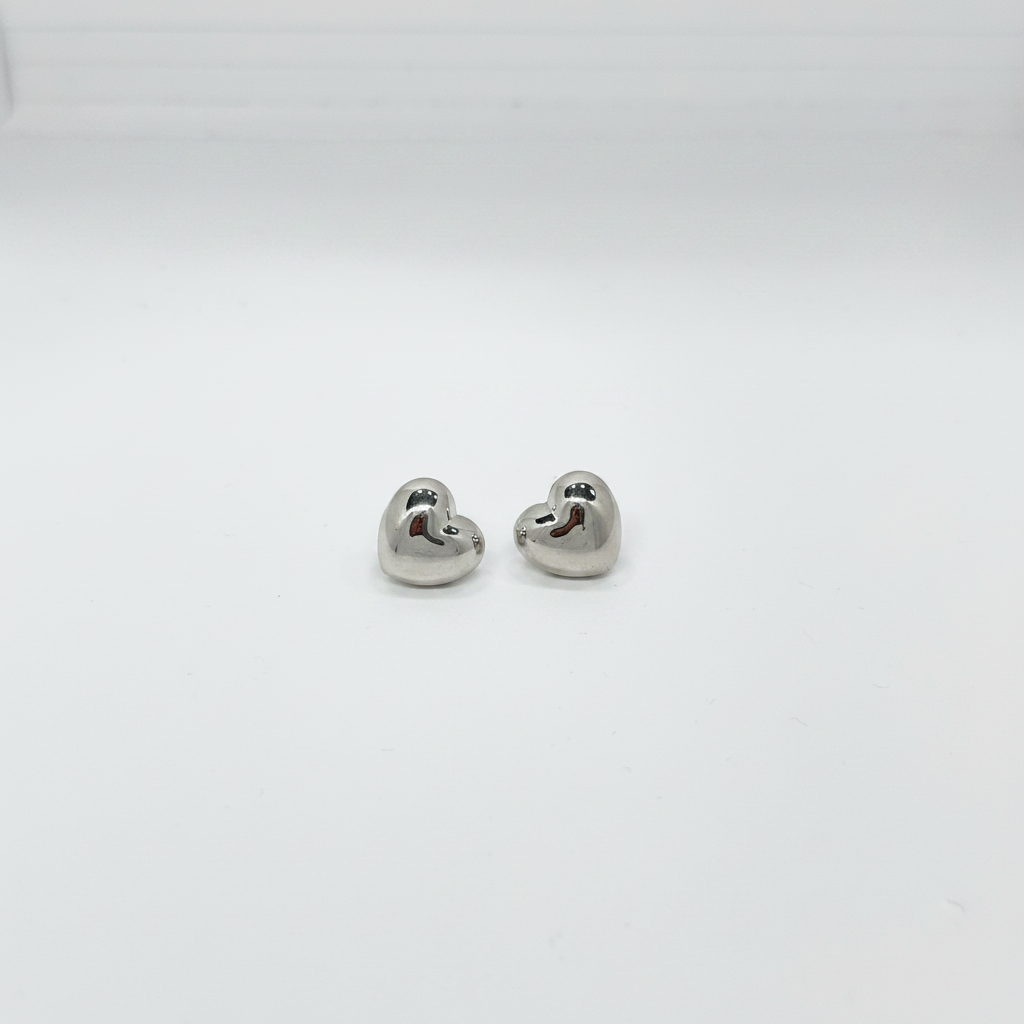 Orecchini al Lobo Cuore Liscio in Argento 925 – Classici ed Eleganti
